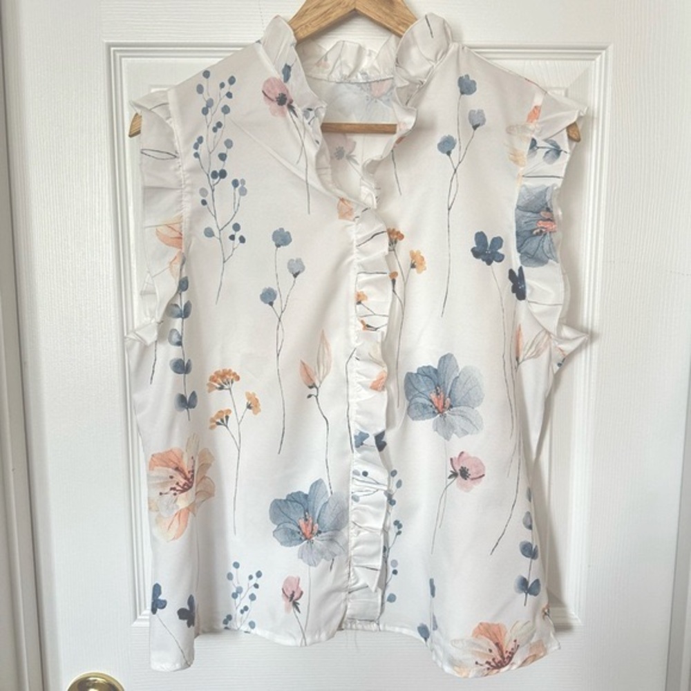 Women’s Sleeveless Ruffle Blouse Sz L